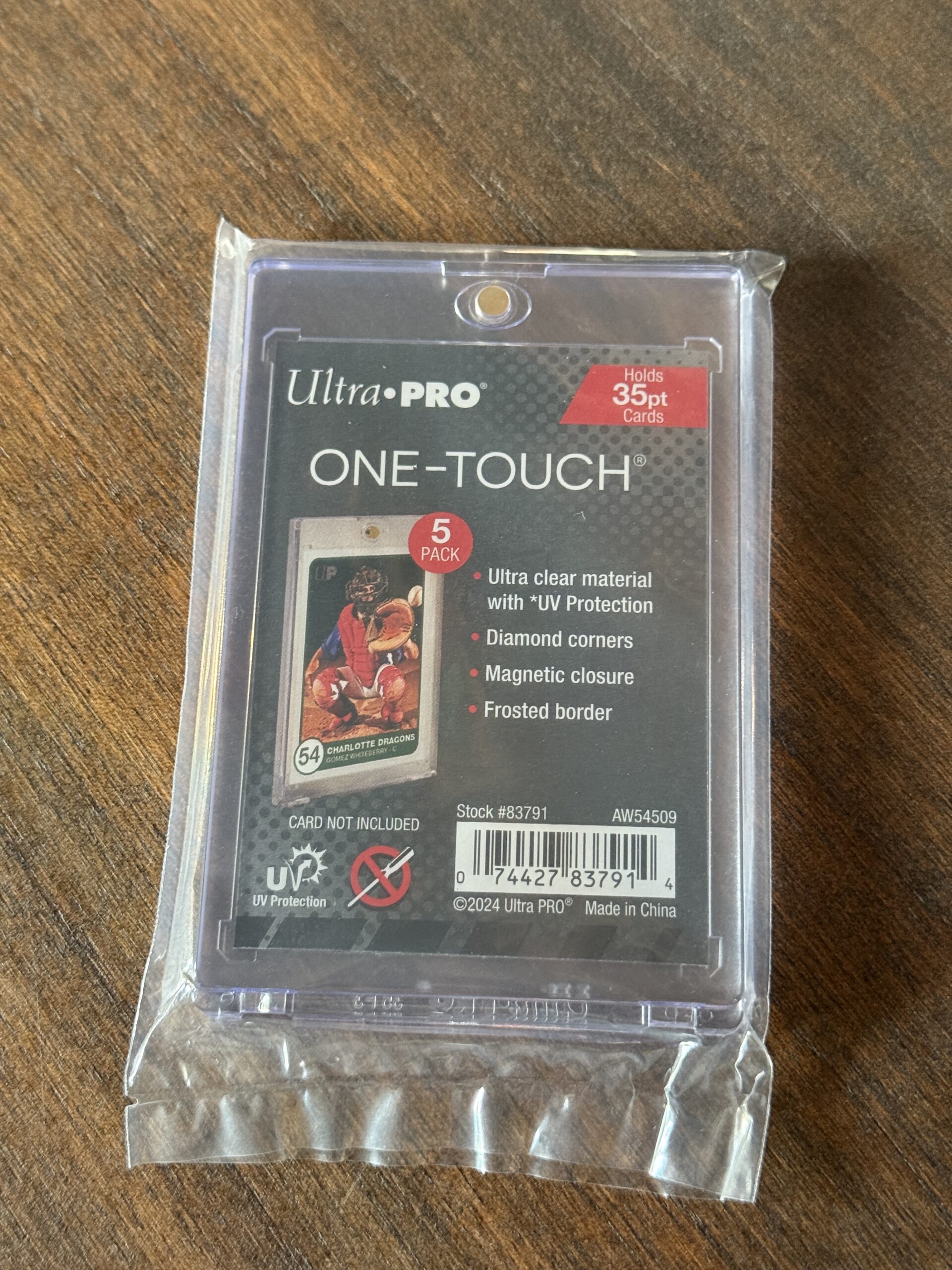 One Touch 35pt (ULTRA PRO)