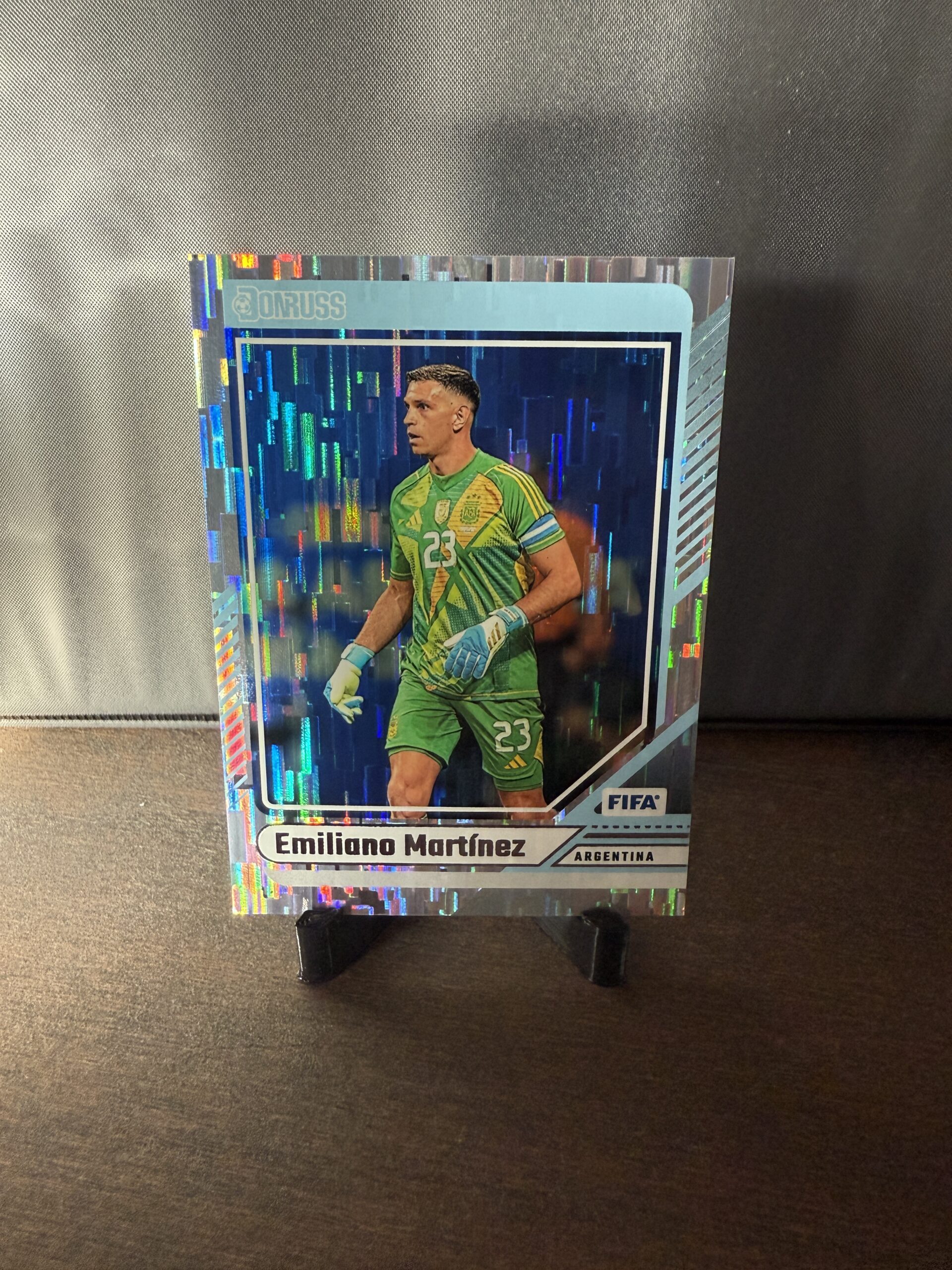 Dibu Martinez – Donruss 2025 – MATRIX