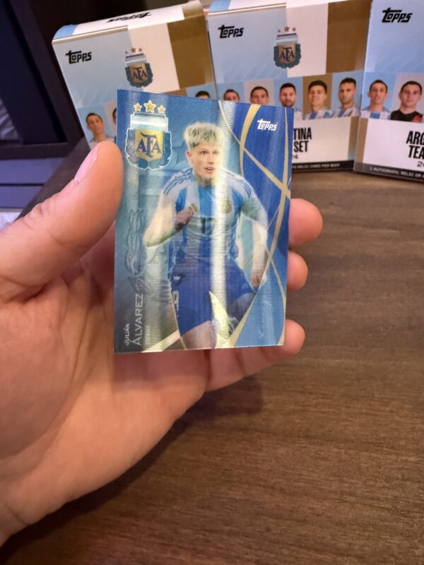 Julian Alvarez & Alejandro Garnacho - Topps Lineage 2024 (LENTICULAR) - Image 2