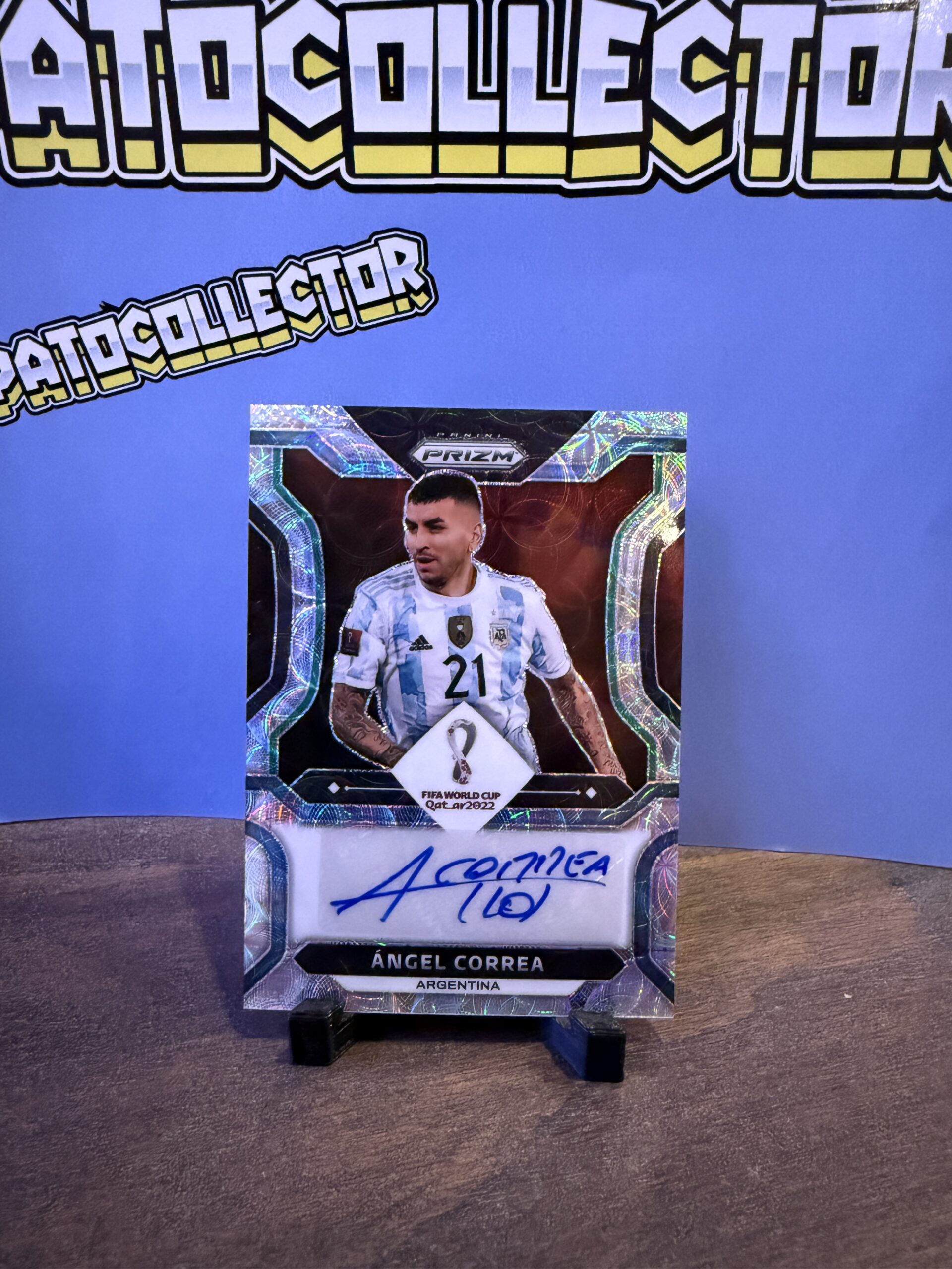 Angel Correa – Prizm Qatar 2022 (Firma)