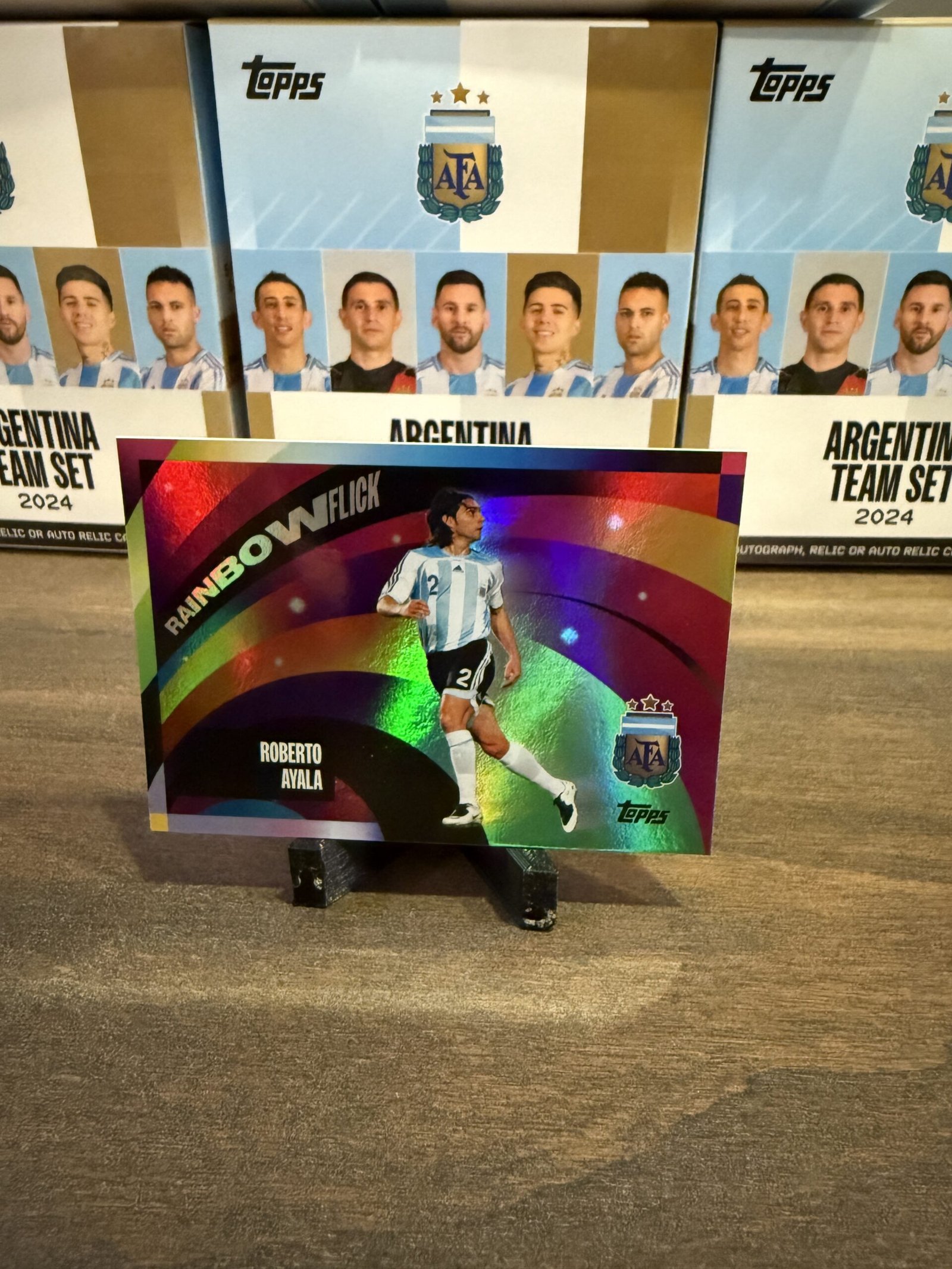 IMG_2860-scaled-1.jpg Roberto Ayala - Argentina Team Set 2024 - RainbowFlick (CASE HIT) - Imagen 1