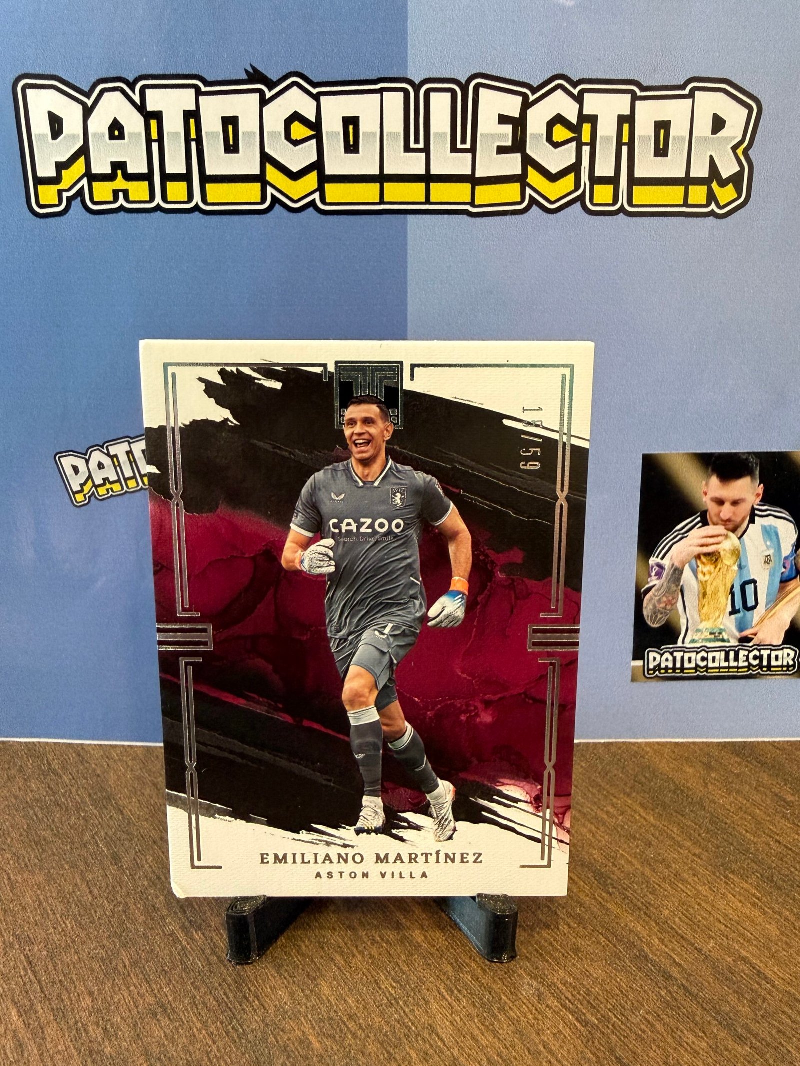 IMG_6243 (1) Dibu Martinez Impeccable Premier League 2023 (/59) - Imagen 1