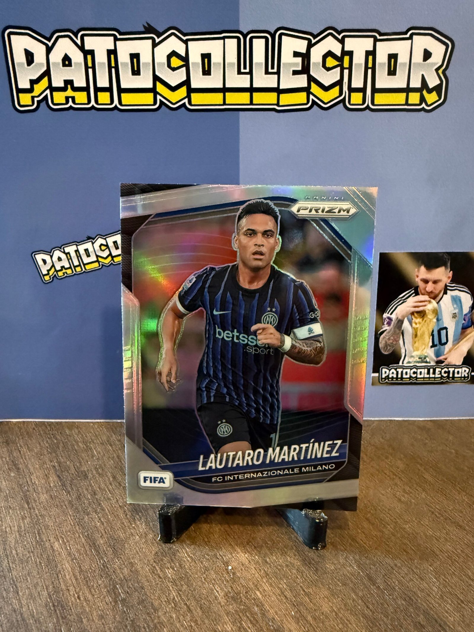 IMG_6934 (1) Lautaro Martinez - Prizm FIFA 2026 - Imagen 1