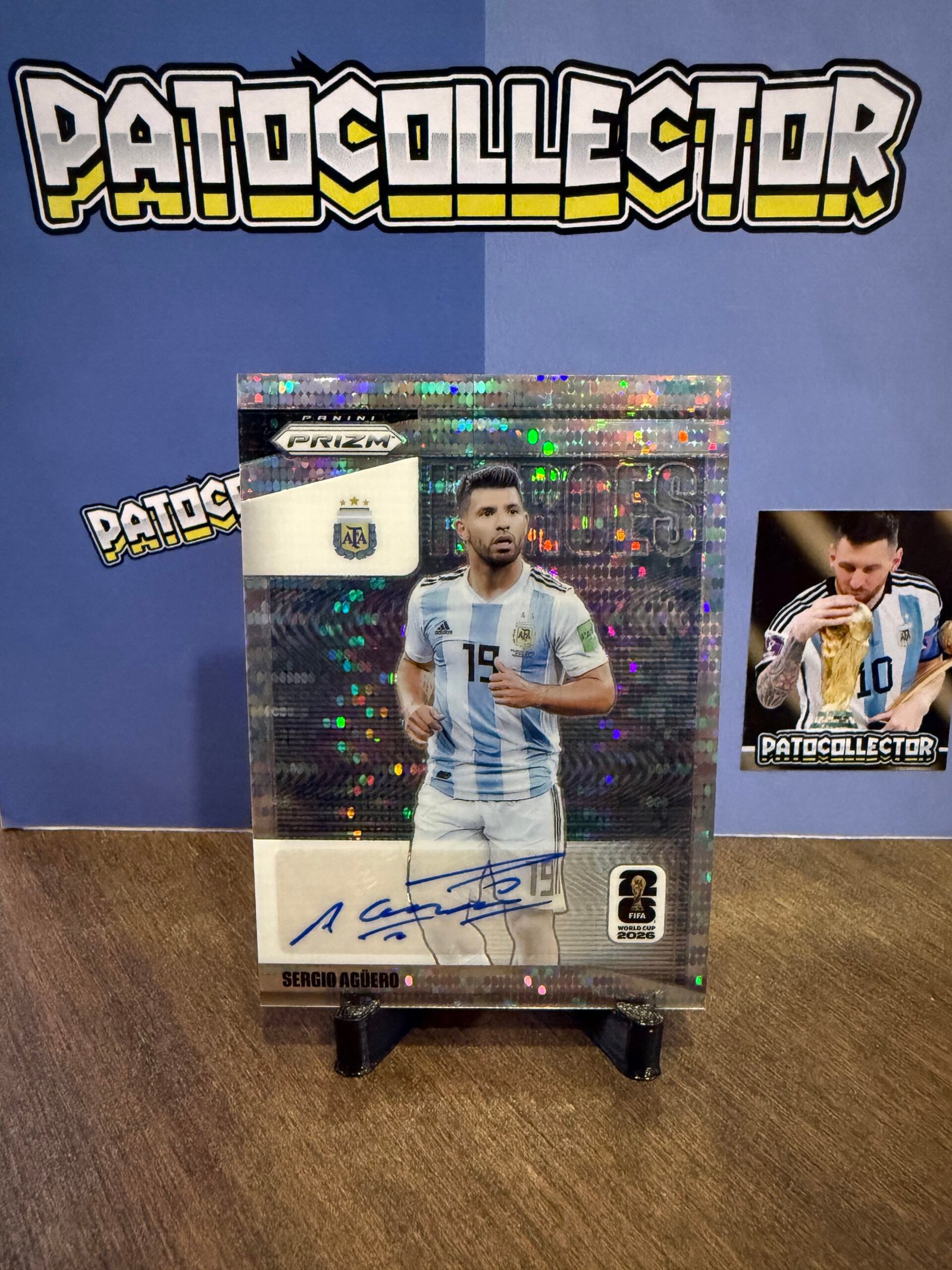 IMG_7366 Sergio "Kun" Aguero - 2026 Prizm FIFA World Cup National Heroes - Imagen 1